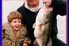 binns_kid_big_bass_2002