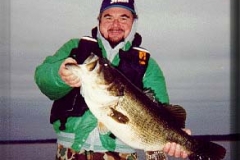 cold_weather_lunker_bass cold_weather_lunker_bass