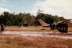 bush_plane_arrival_uriama_payara_fishing_camp