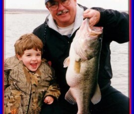 2019 Texas Fishing Guide Photos 1 binns_kid_big_bass_2002